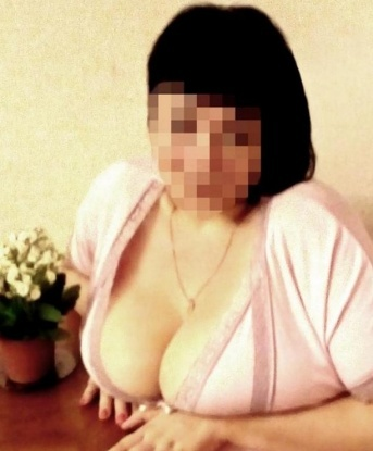 Я живу в Москве, и мой приоритет - твое удовольствие. У меня есть огромный опыт в удовлетворении мужчин, и я гарантирую, что ты не пожалеешь о проведенном времени со мной. У меня есть множество возможностей, чтобы сделать нашу встречу незабываемой. Я исполню твои самые сокровенные желания и подарю тебе незабываемые эмоции. Мои услуги включают все, что ты можешь себе представить - классический секс, оральный секс, эротический массаж и многое другое. Мои фото и отзывы говорят сами за себя. Обещаю, что ты будешь доволен нашей встречей. Давай воплотим все твои самые сокровенные фантазии в реальность. Валентина